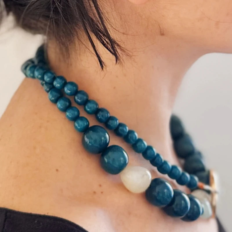 TESSERA | Collar de cuentas de Resina y Cuarzo Verde